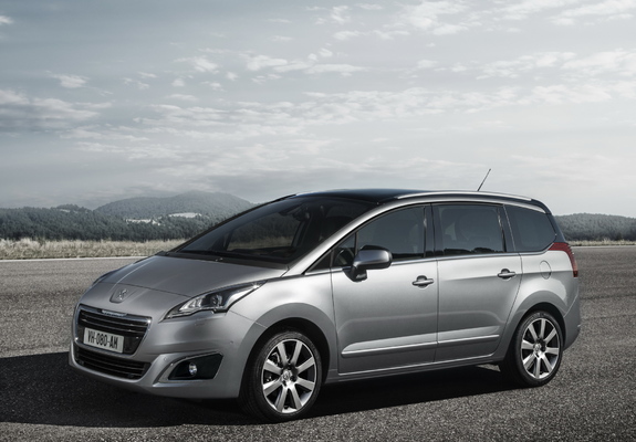 Peugeot 5008 2013 wallpapers