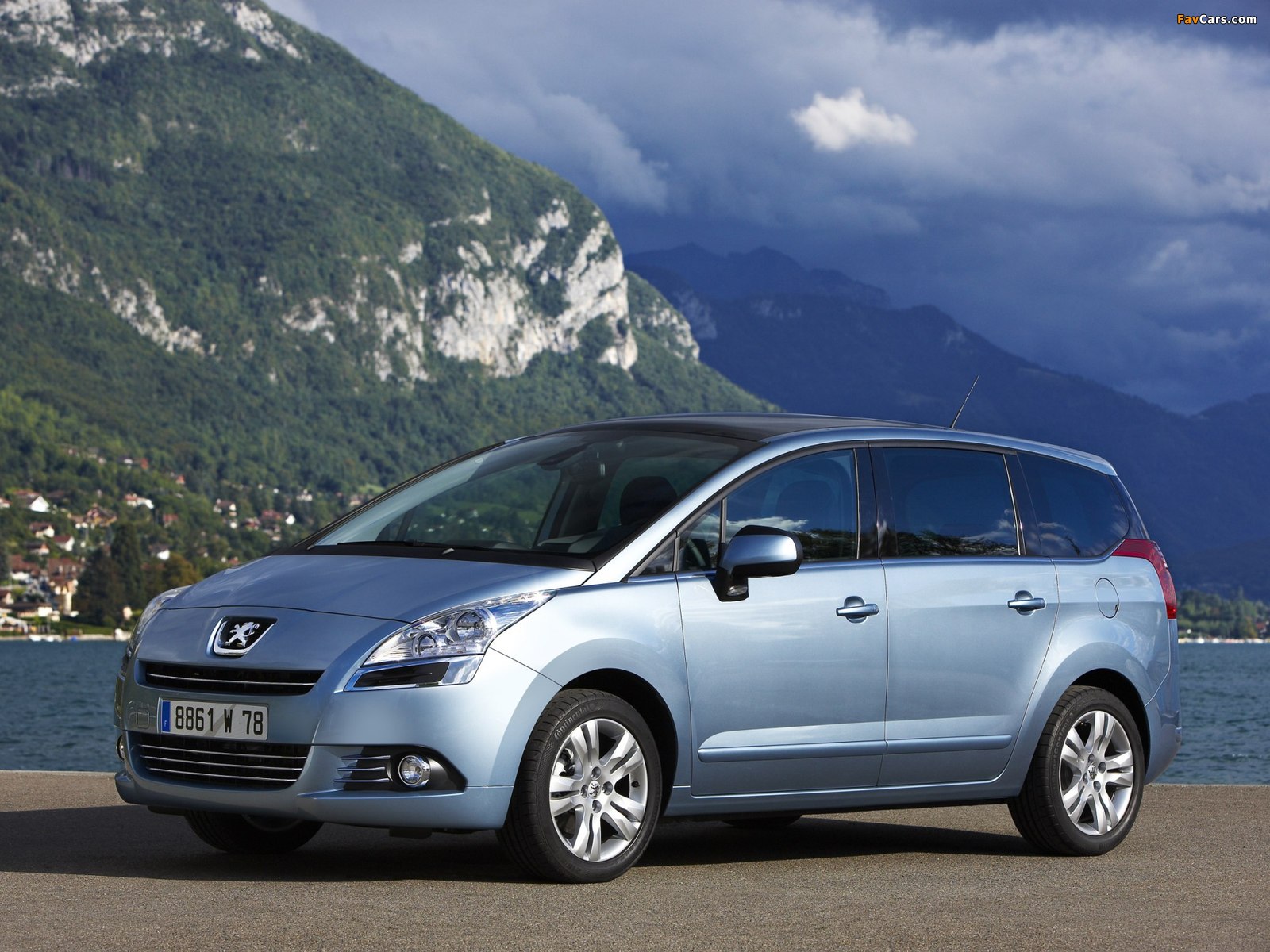 Photos of Peugeot 5008 2009 (1600 x 1200)