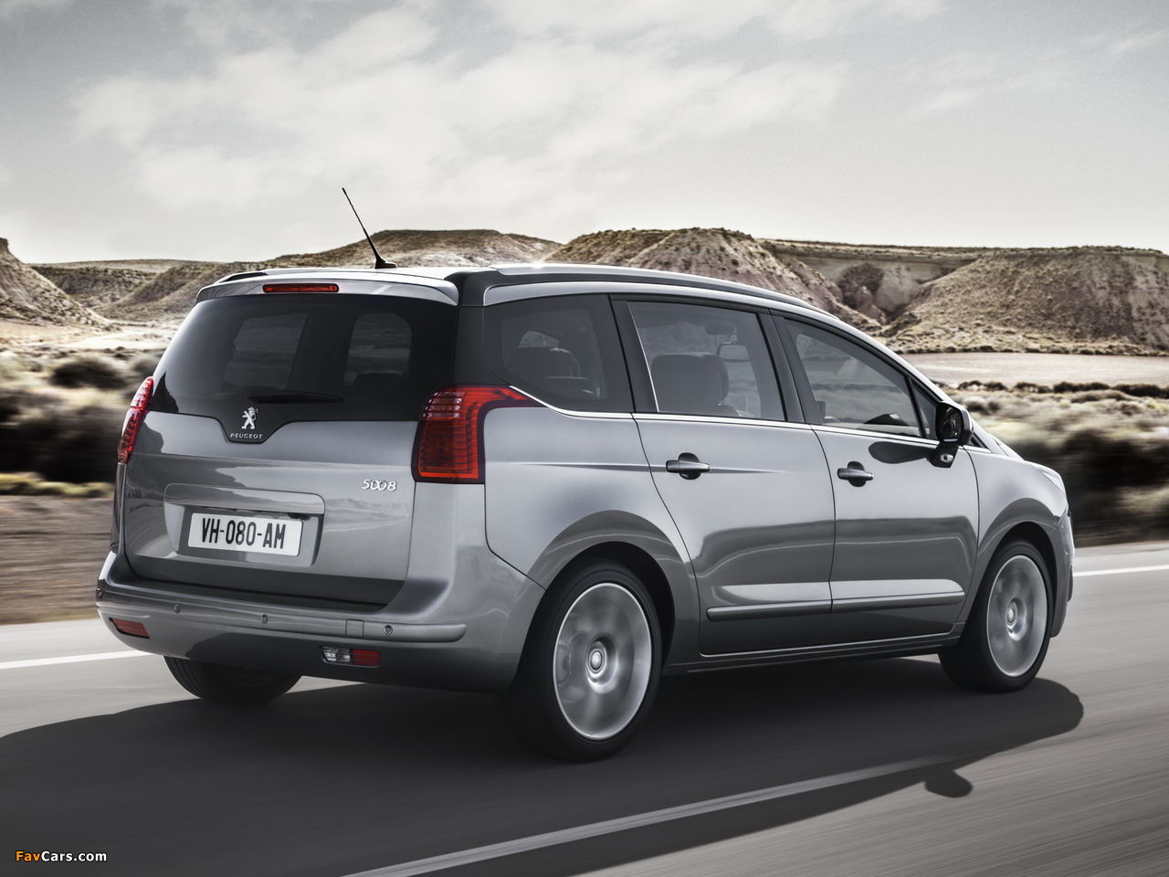 Pictures of Peugeot 5008 2013 (1280 x 960)
