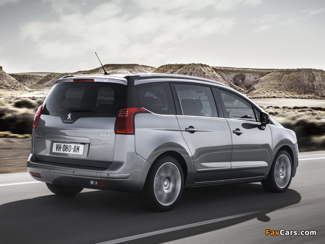 Pictures of Peugeot 5008 2013 (640 x 480)