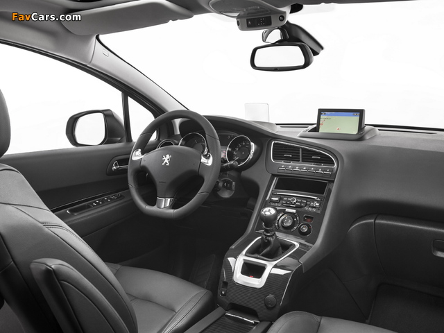 Pictures of Peugeot 5008 2013 (640 x 480)
