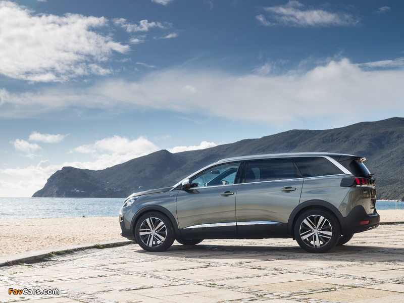 Pictures of Peugeot 5008 GT 2017 (800 x 600)