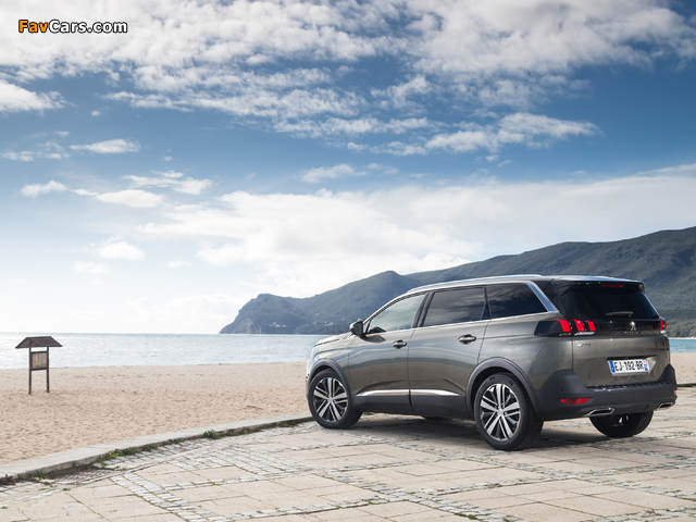 Pictures of Peugeot 5008 GT 2017 (640 x 480)
