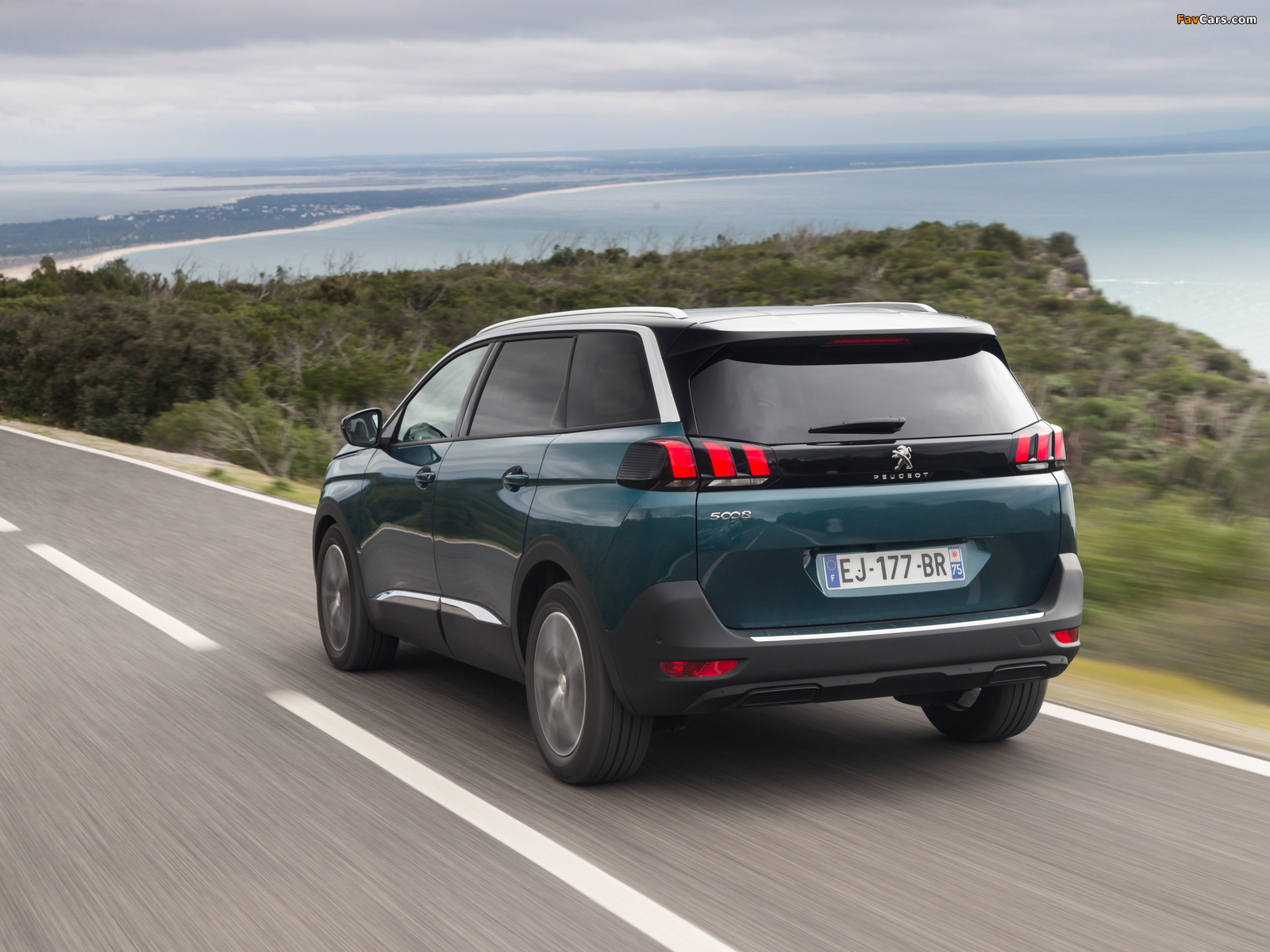 Pictures of Peugeot 5008 2017 (1600 x 1200)