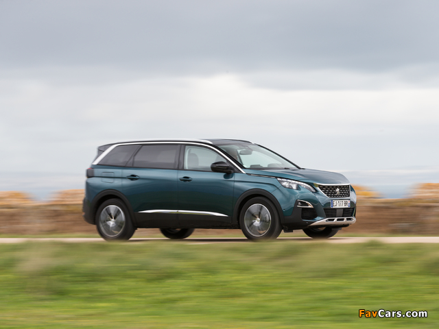 Peugeot 5008 2017 wallpapers (640 x 480)