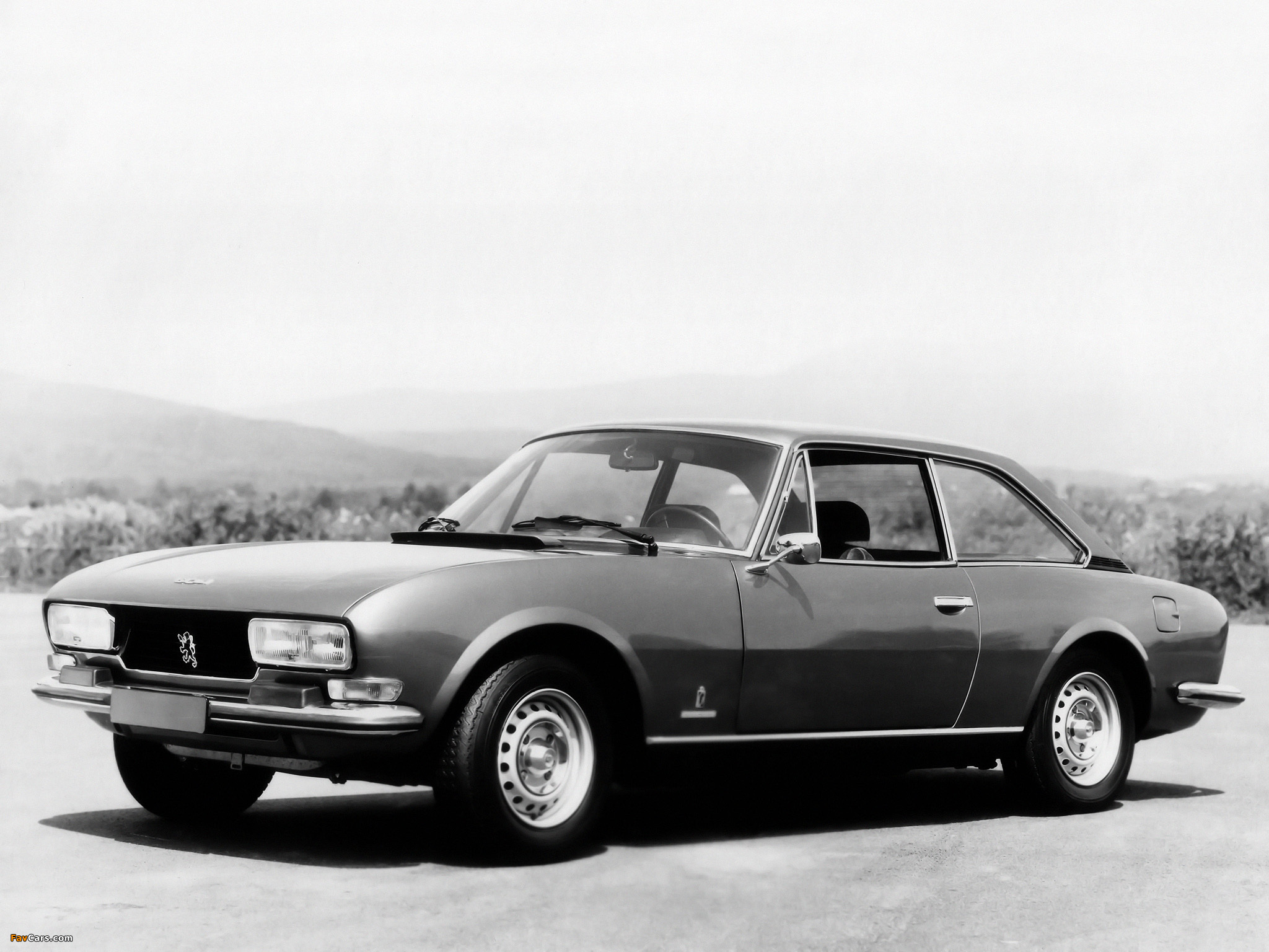 Pictures of Peugeot 504 Coupe 1974–84 (2048 x 1536)