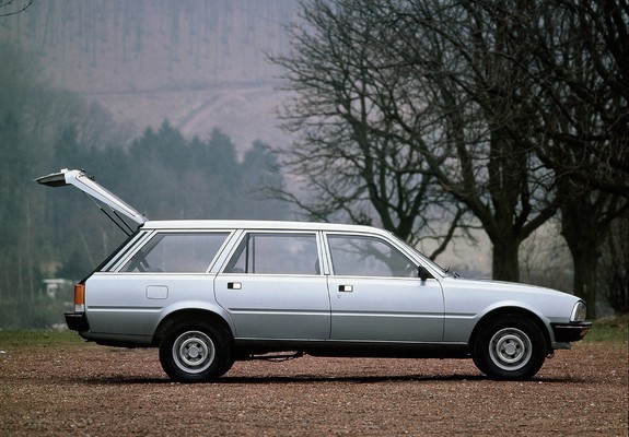 Images of Peugeot 505 Break 1982–93