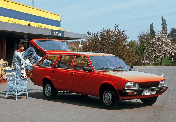 Photos of Peugeot 505 Break 1982–93