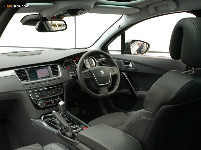 Images of Peugeot 508 SW UK-spec 2011 (800 x 600)