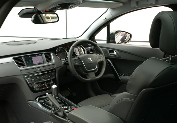 Images of Peugeot 508 SW UK-spec 2011