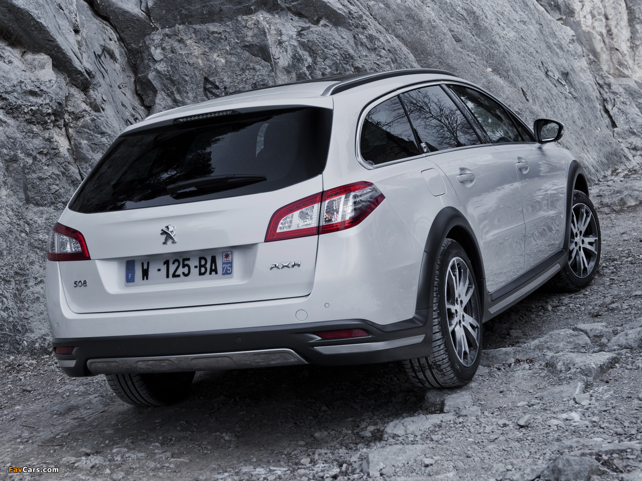 Peugeot 508 RXH 2012 images (1280 x 960)