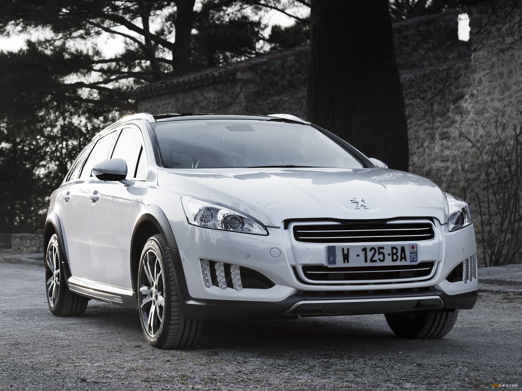 Peugeot 508 RXH 2012 images (2048 x 1536)