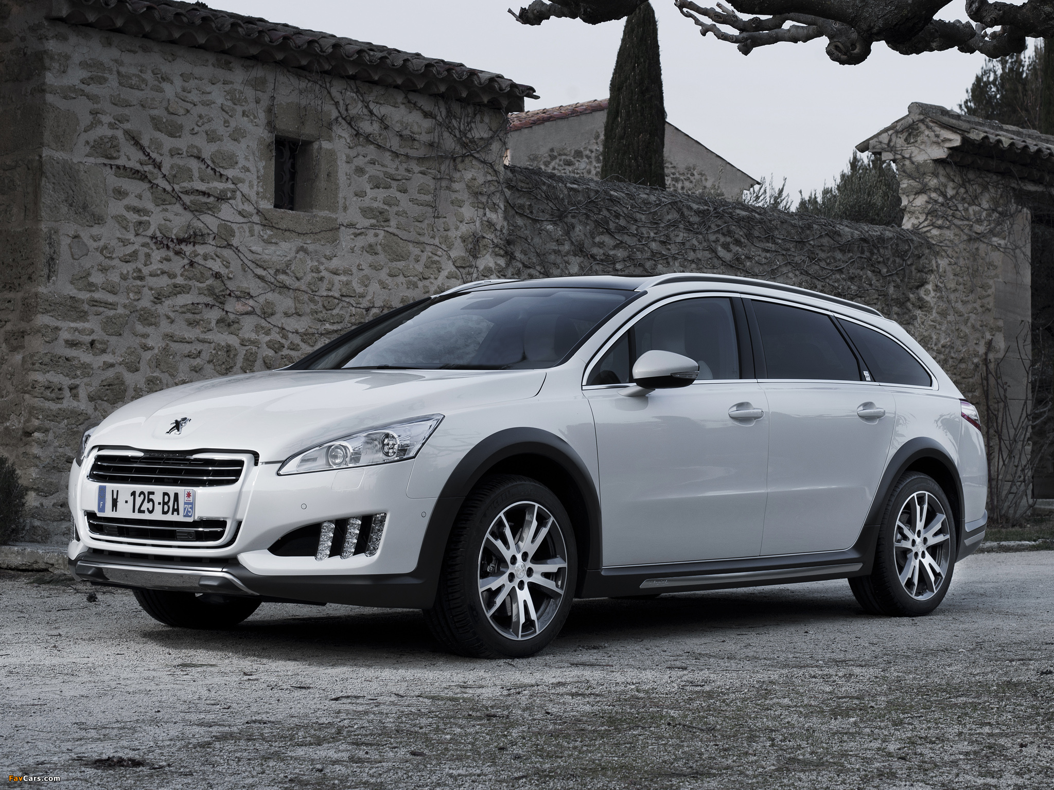 Peugeot 508 RXH 2012 images (2048 x 1536)