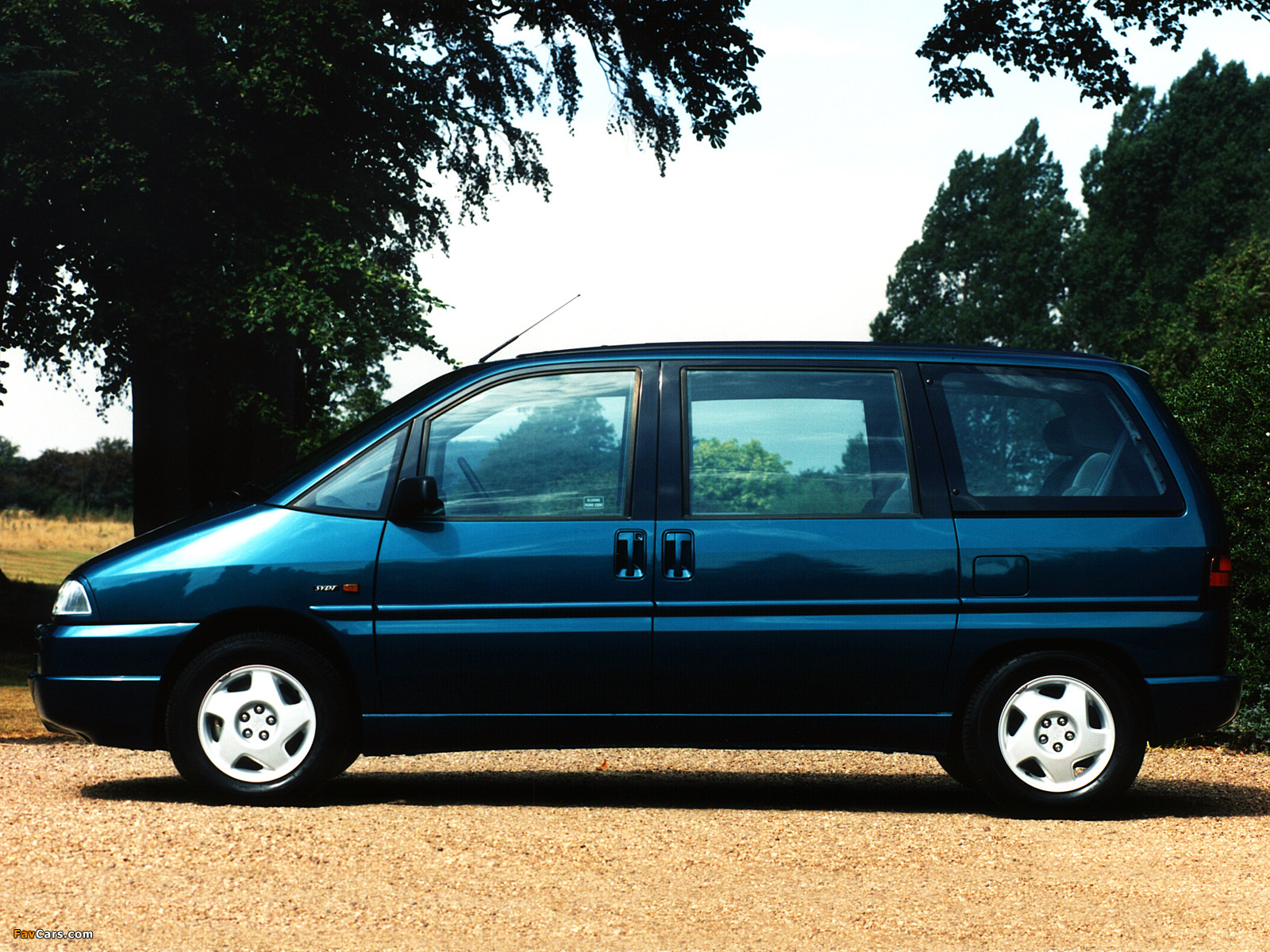 Peugeot 806 UK-spec 1998–2002 wallpapers (1600 x 1200)