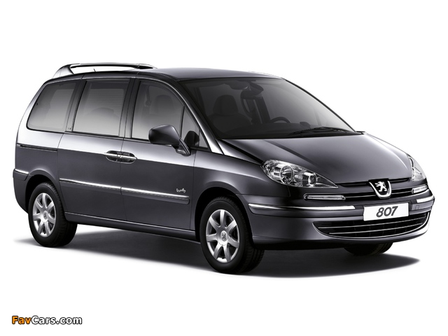 Images of Peugeot 807 Family 2011 (640 x 480)