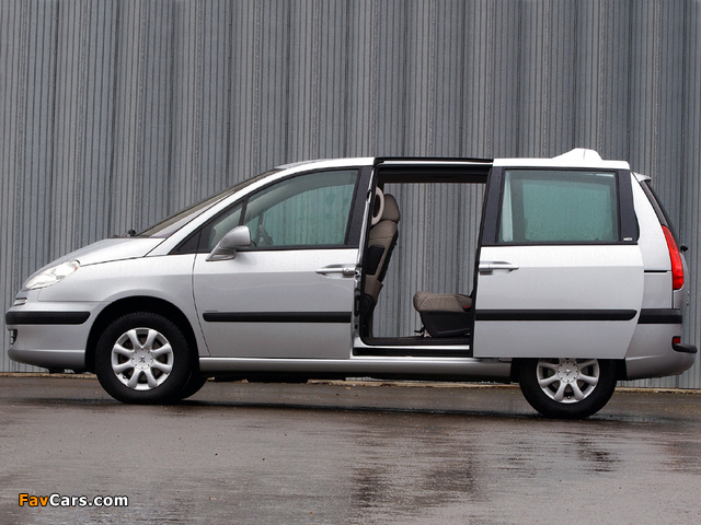 Peugeot 807 UK-spec 2002–07 images (640 x 480)