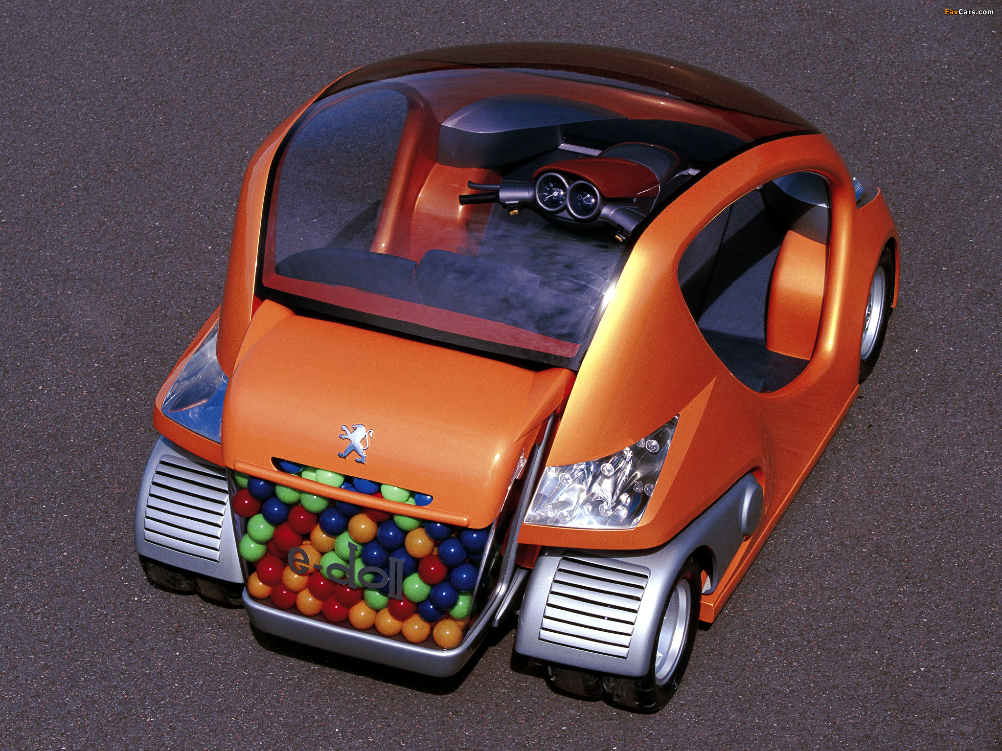 Images of Peugeot E-doll Concept 2000 (2048 x 1536)