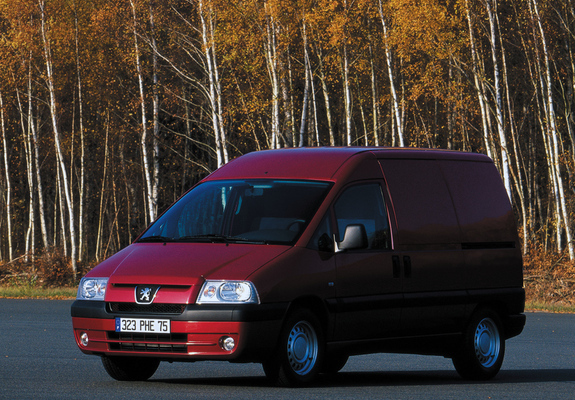 Peugeot Expert Van 2004–07 pictures