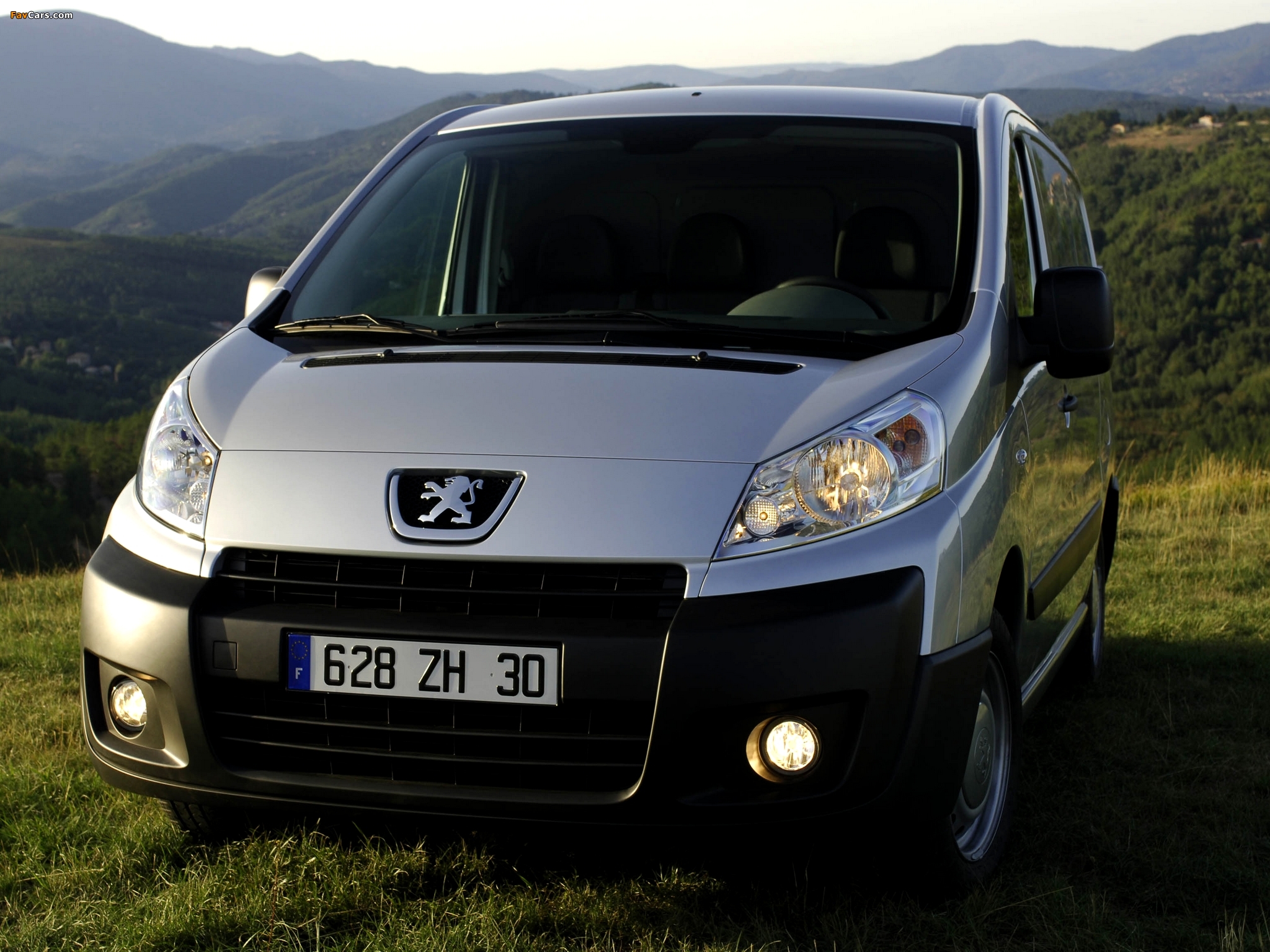 Peugeot Expert Van 2007–12 images (2048 x 1536)