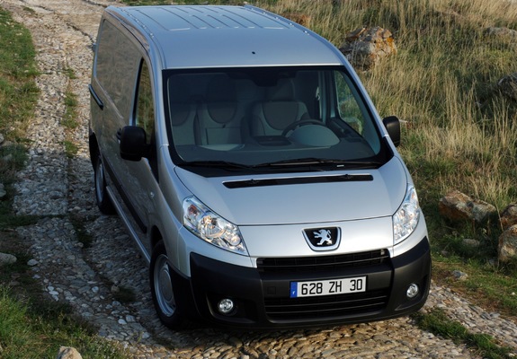 Peugeot Expert Van 2007–12 photos