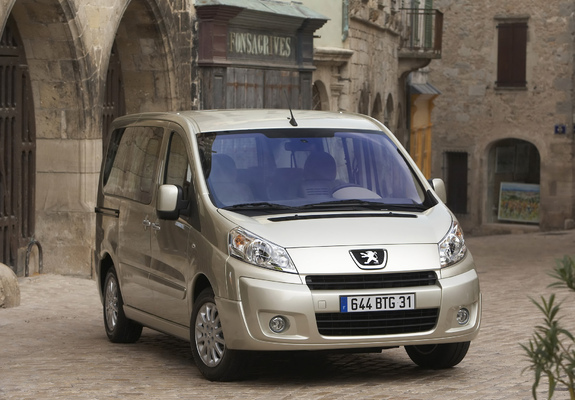 Peugeot Expert Tepee 2007–12 pictures