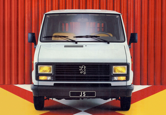 Photos of Peugeot J5 1981–90