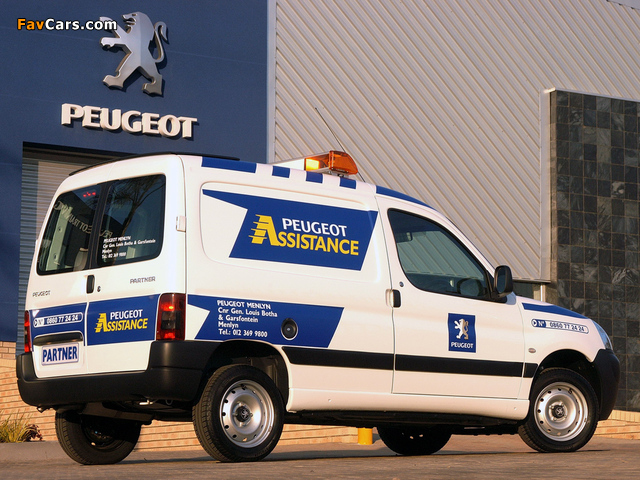 Peugeot Partner Assistance Van 2002–08 wallpapers (640 x 480)