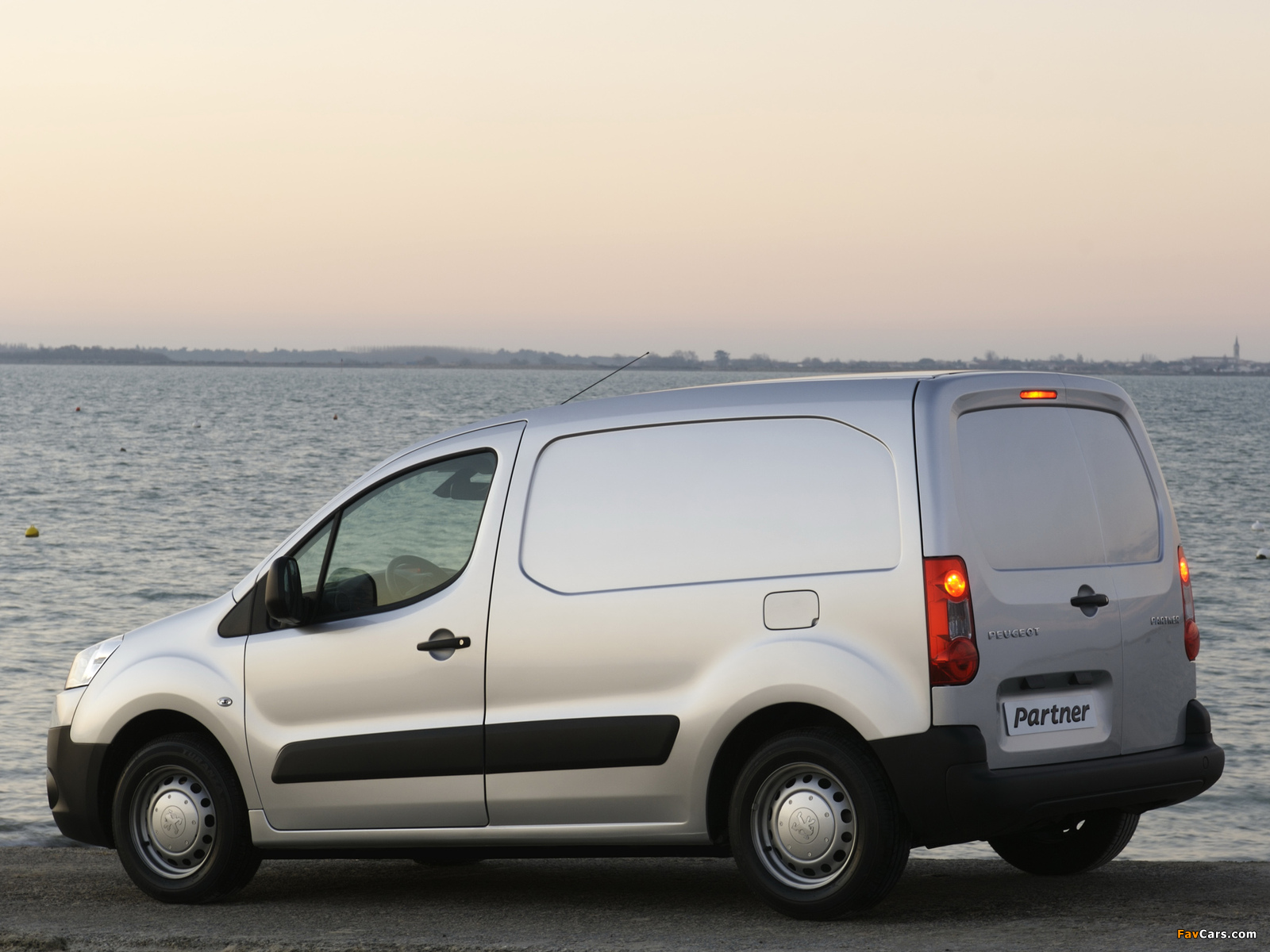 Peugeot Partner Van 2008–12 photos (1600 x 1200)