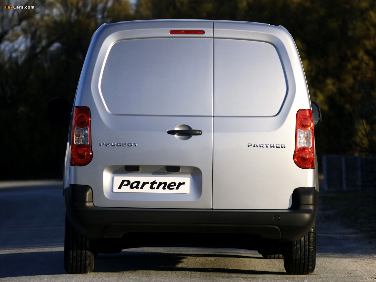Peugeot Partner Van 2008–12 pictures (1280 x 960)