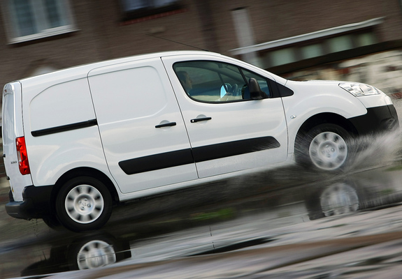 Peugeot Partner Van UK-spec 2008–12 pictures