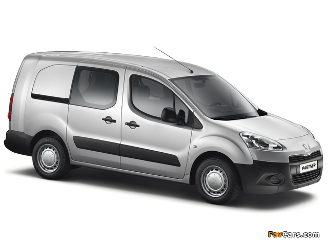 Peugeot Partner Combi Long 2012 pictures (640 x 480)