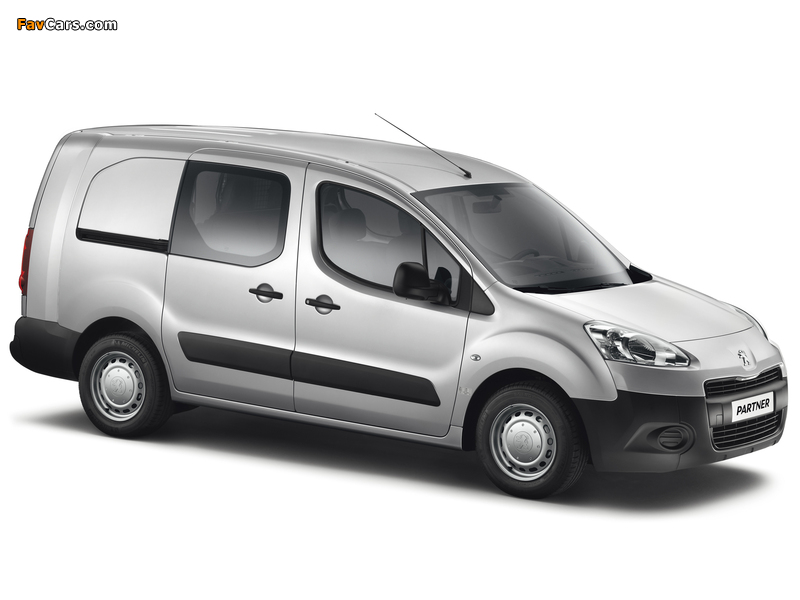 Peugeot Partner Combi Long 2012 pictures (800 x 600)