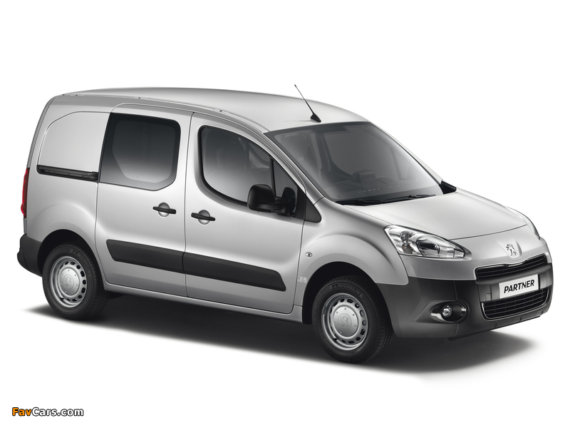 Photos of Peugeot Partner Combi 2012 (800 x 600)