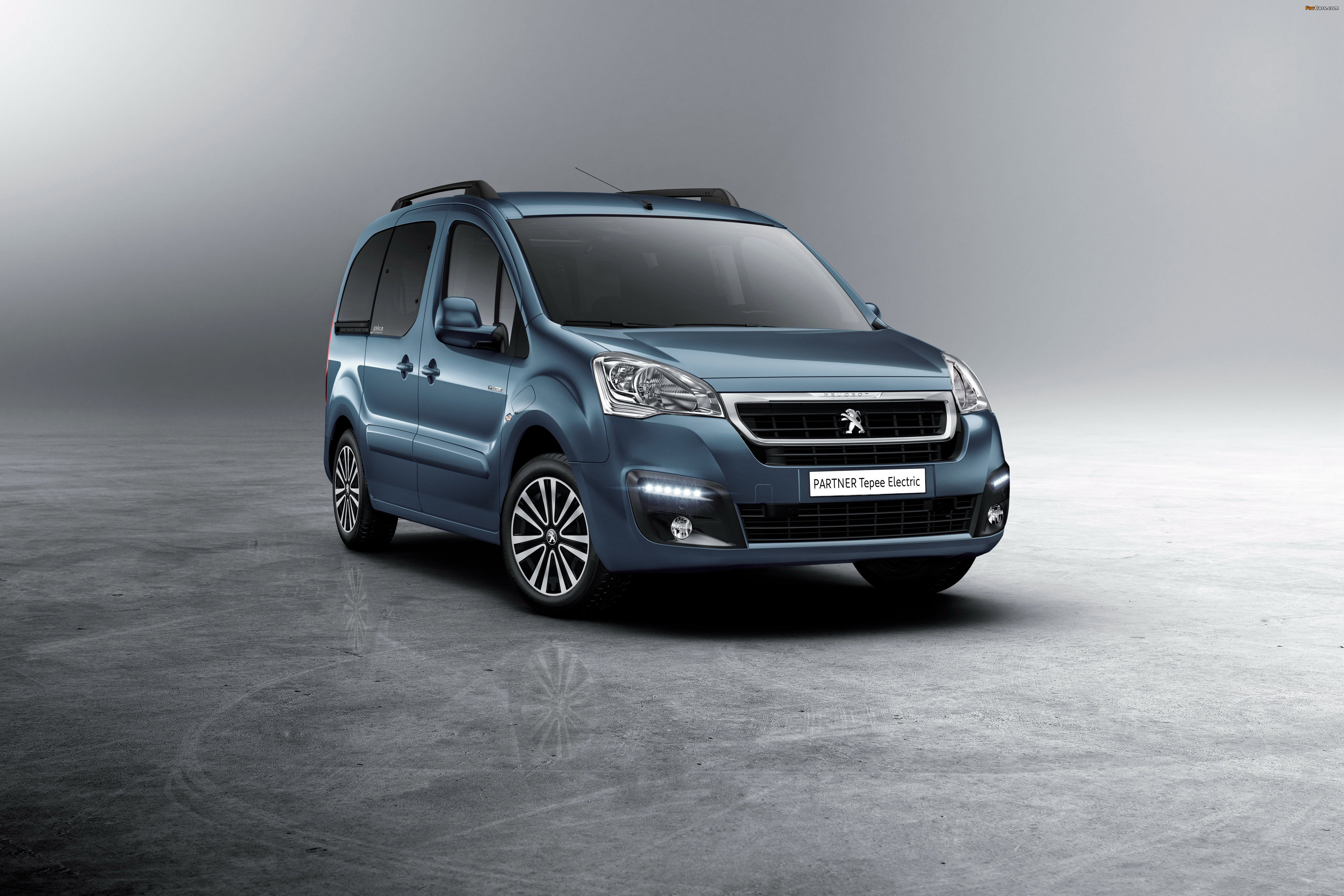 Photos of Peugeot Partner Tepee Electric 2017 (4096 x 2731)