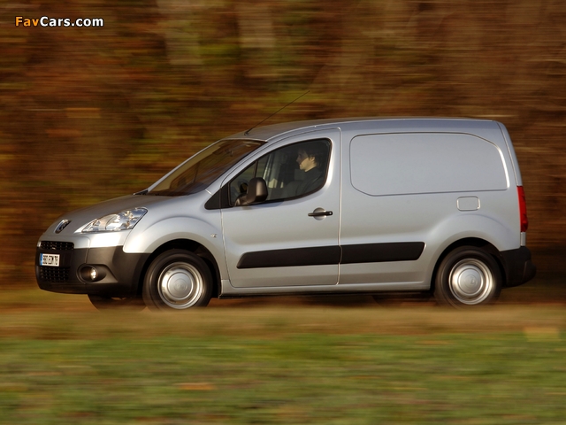 Peugeot Partner Van 2008–12 wallpapers (640 x 480)
