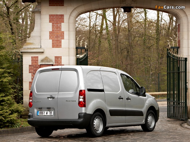 Peugeot Partner Van 2008–12 wallpapers (640 x 480)