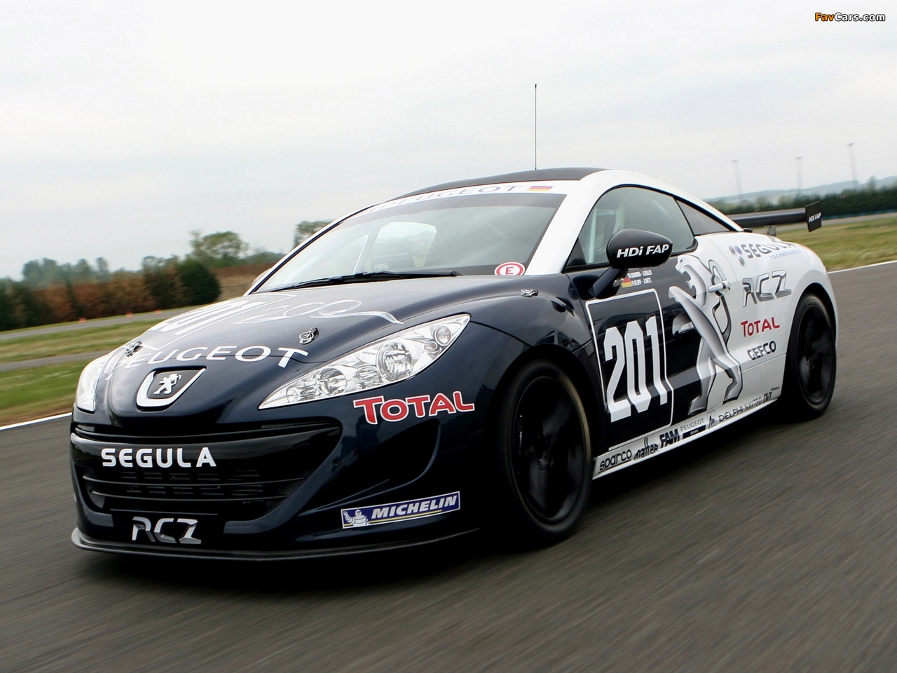Photos of Peugeot RCZ Race Car 200ANS 2010 (1280 x 960)