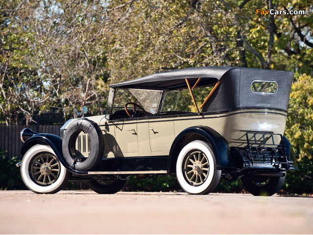 Pierce-Arrow Model 36 Touring 1928– photos (640 x 480)