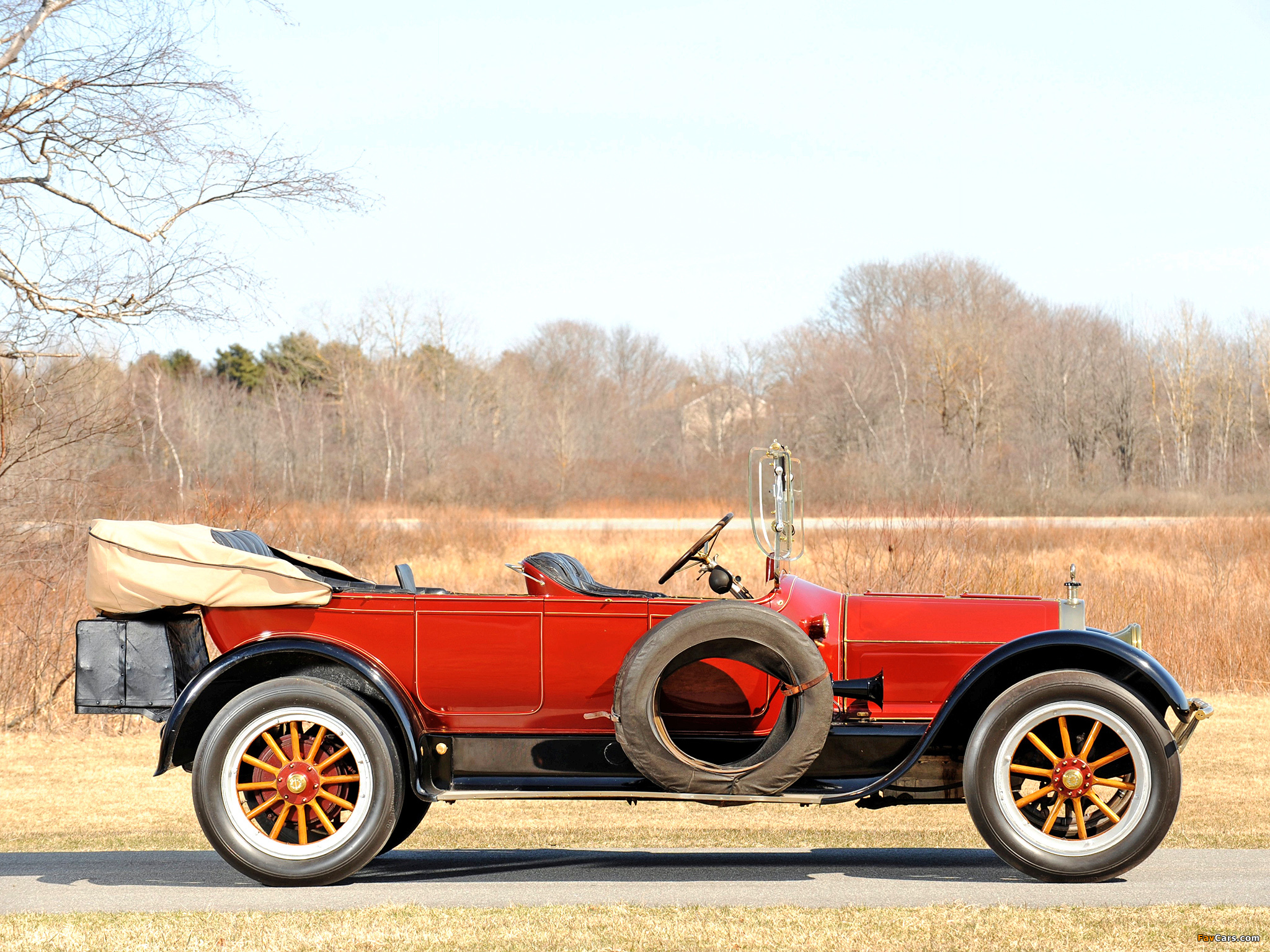 Pierce-Arrow Model 38 7-passenger Touring 1917 pictures (2048 x 1536)