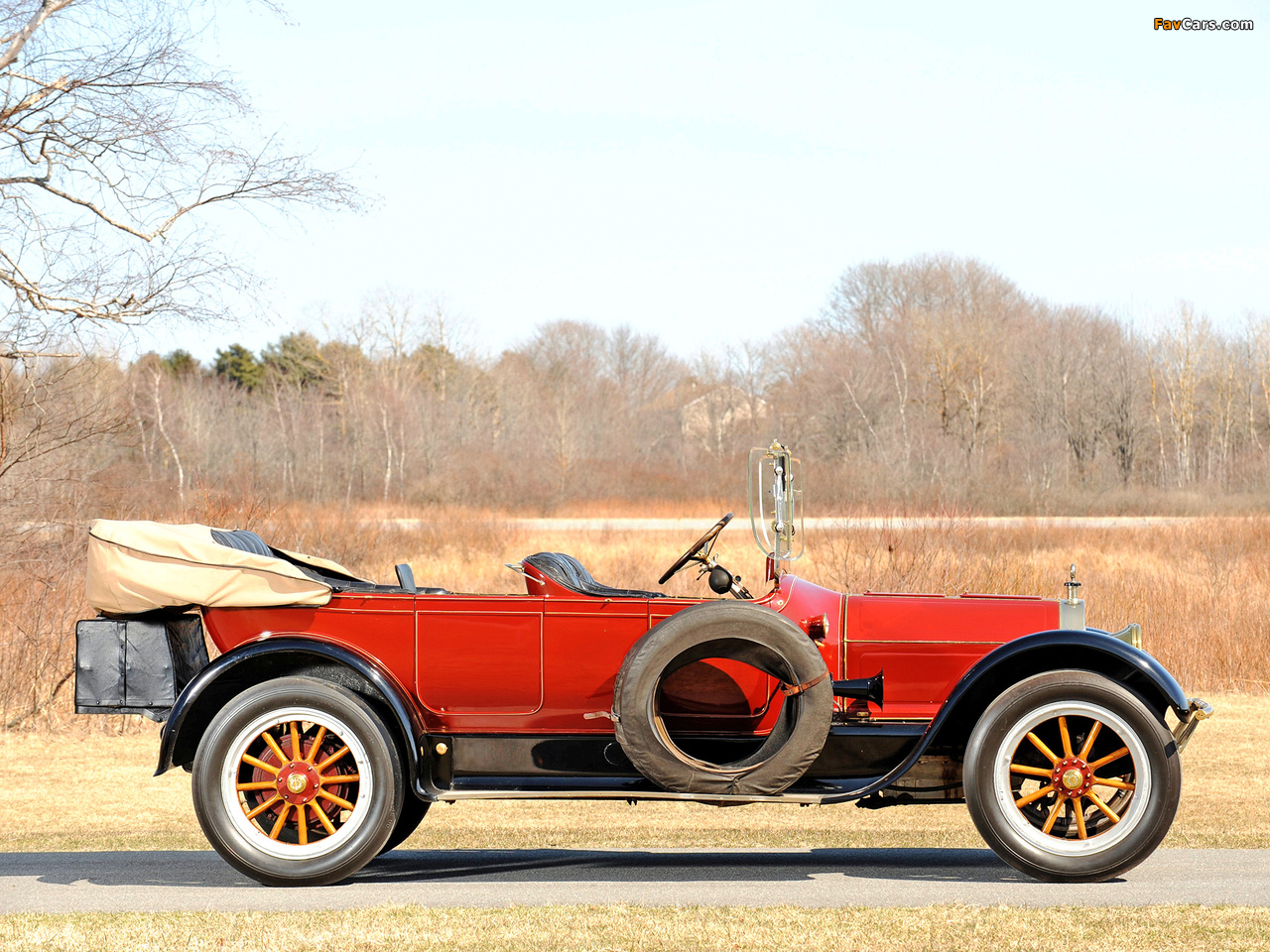 Pierce-Arrow Model 38 7-passenger Touring 1917 pictures (1280 x 960)