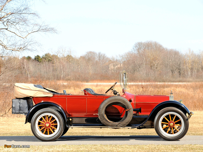 Pierce-Arrow Model 38 7-passenger Touring 1917 pictures (800 x 600)