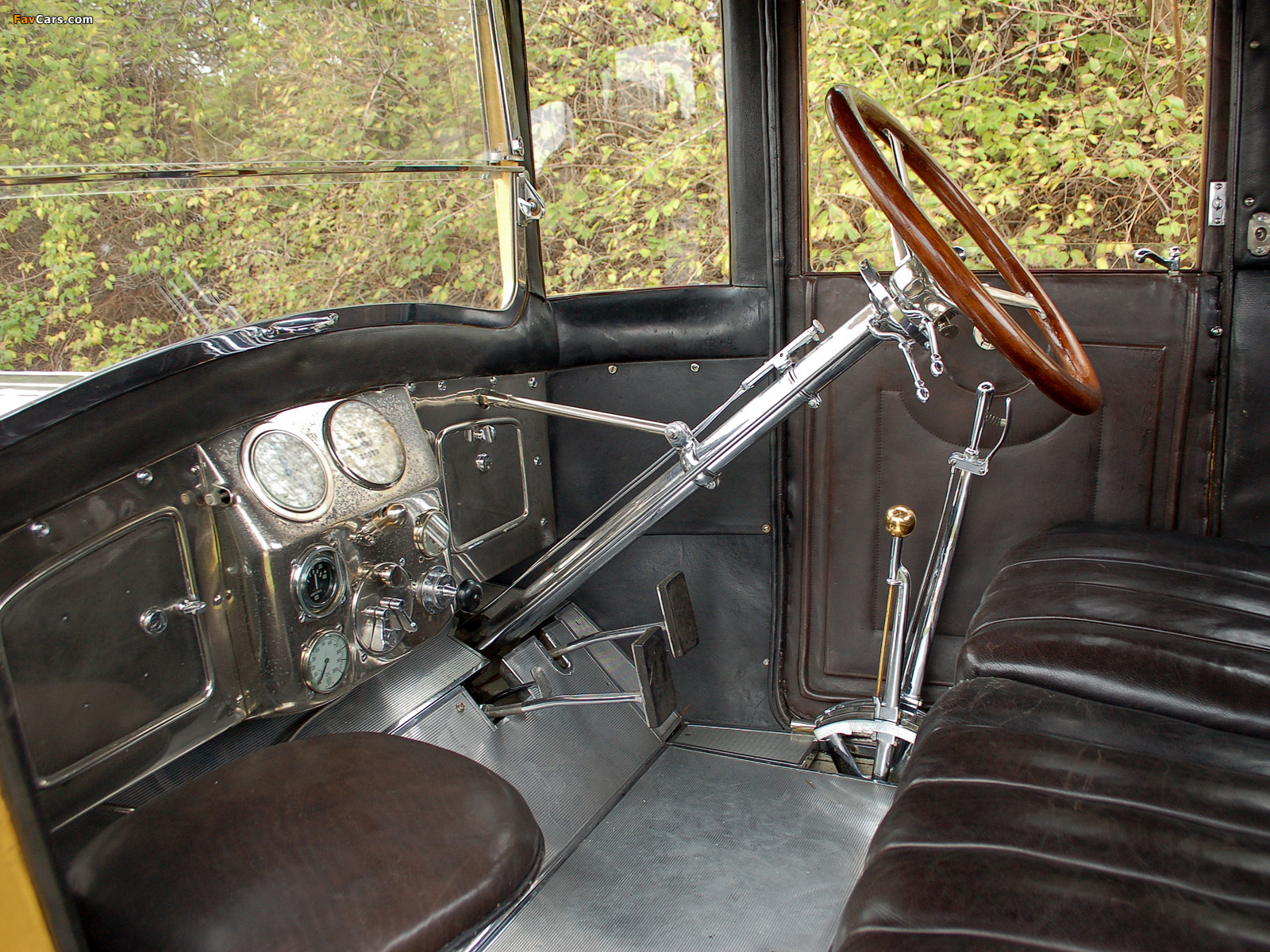 Photos of Pierce-Arrow Model 48 2/3-passenger Coupe (Series 51) 19 (1600 x 1200)
