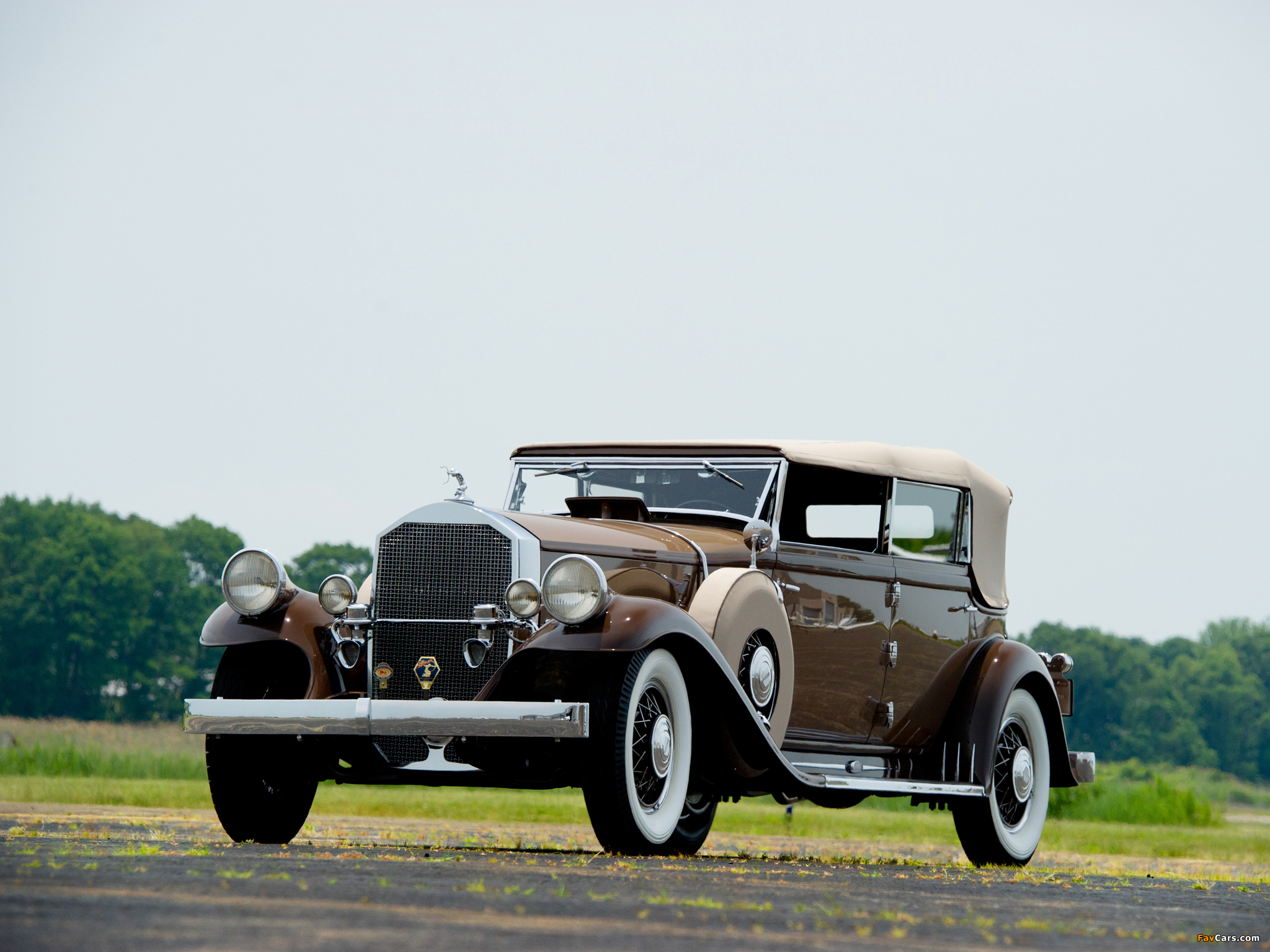 Pierce-Arrow Model 54 Convertible Sedan 1932 wallpapers (2048 x 1536)