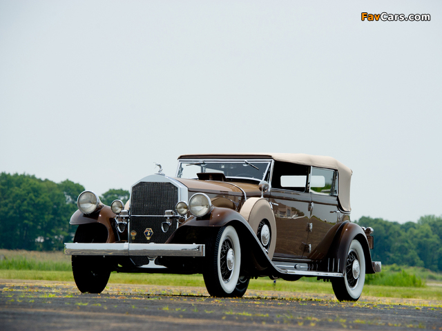 Pierce-Arrow Model 54 Convertible Sedan 1932 wallpapers (640 x 480)
