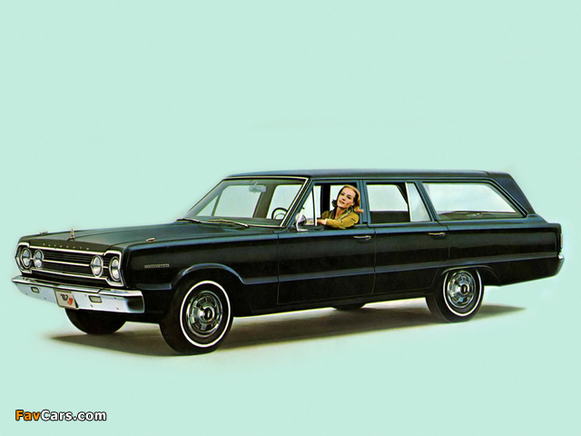 Photos of Plymouth Belvedere Station Wagon (CR1/2-E RE45) 1967 (640 x 480)