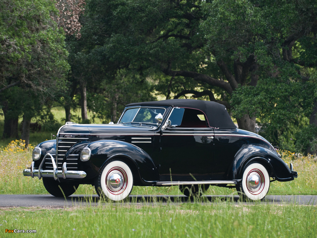Images of Plymouth DeLuxe Convertible Coupe (P8) 1939 (1024 x 768)
