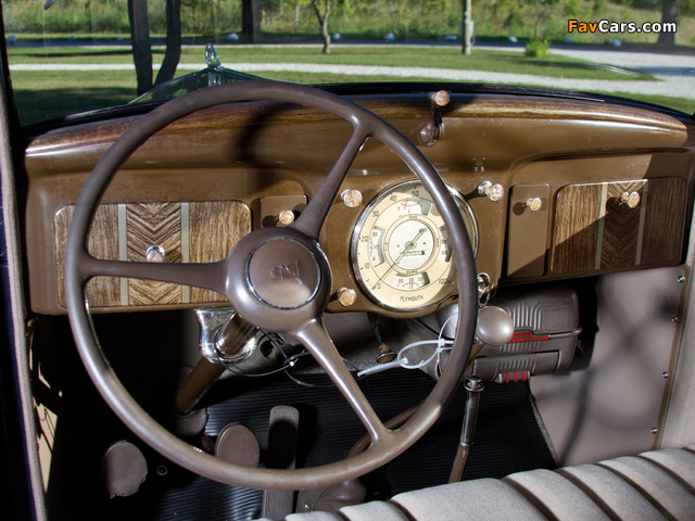 1936 Plymouth DeLuxe Model P2 Touring Sedan (805) 1935–36 photos (640 x 480)