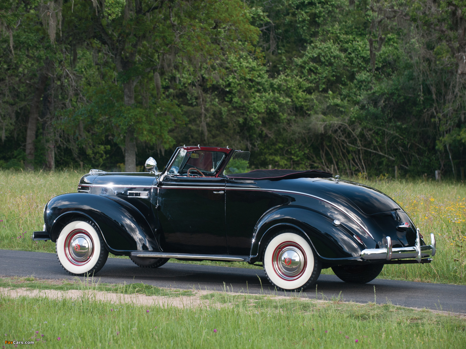Plymouth DeLuxe Convertible Coupe (P8) 1939 images (1600 x 1200)