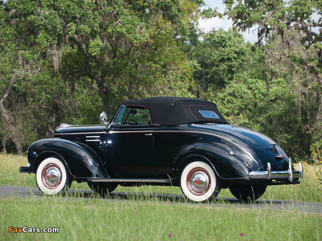 Plymouth DeLuxe Convertible Coupe (P8) 1939 pictures (640 x 480)