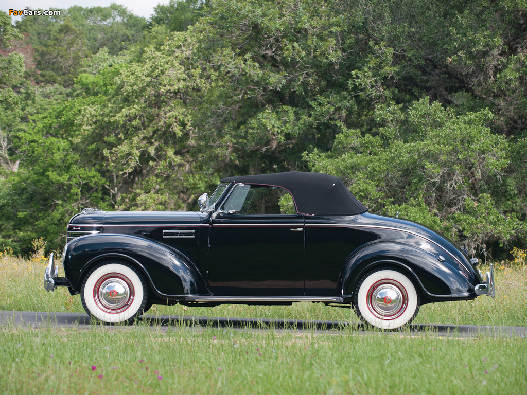 Plymouth DeLuxe Convertible Coupe (P8) 1939 wallpapers (1024 x 768)